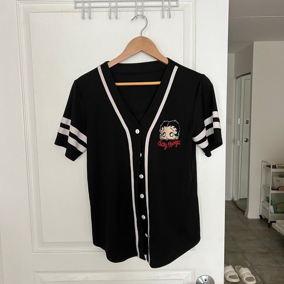 Betty Boops Black and White Jersey - Picture 4 of 4